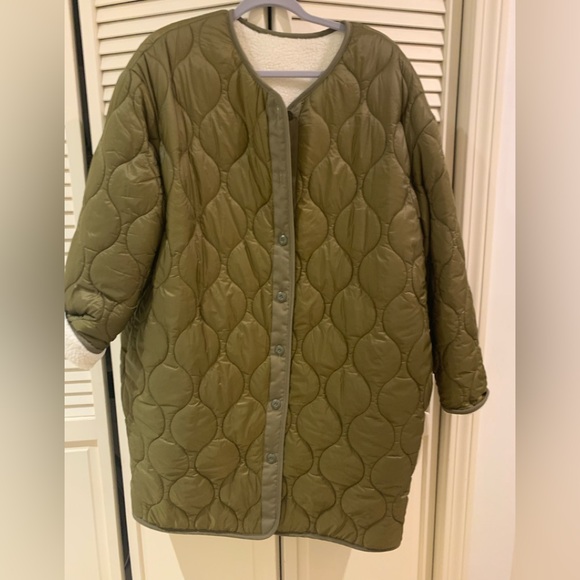 NEVER WORN- Army Green ‘Quilted’ Coat Lined!!💕 - Picture 1 of 8